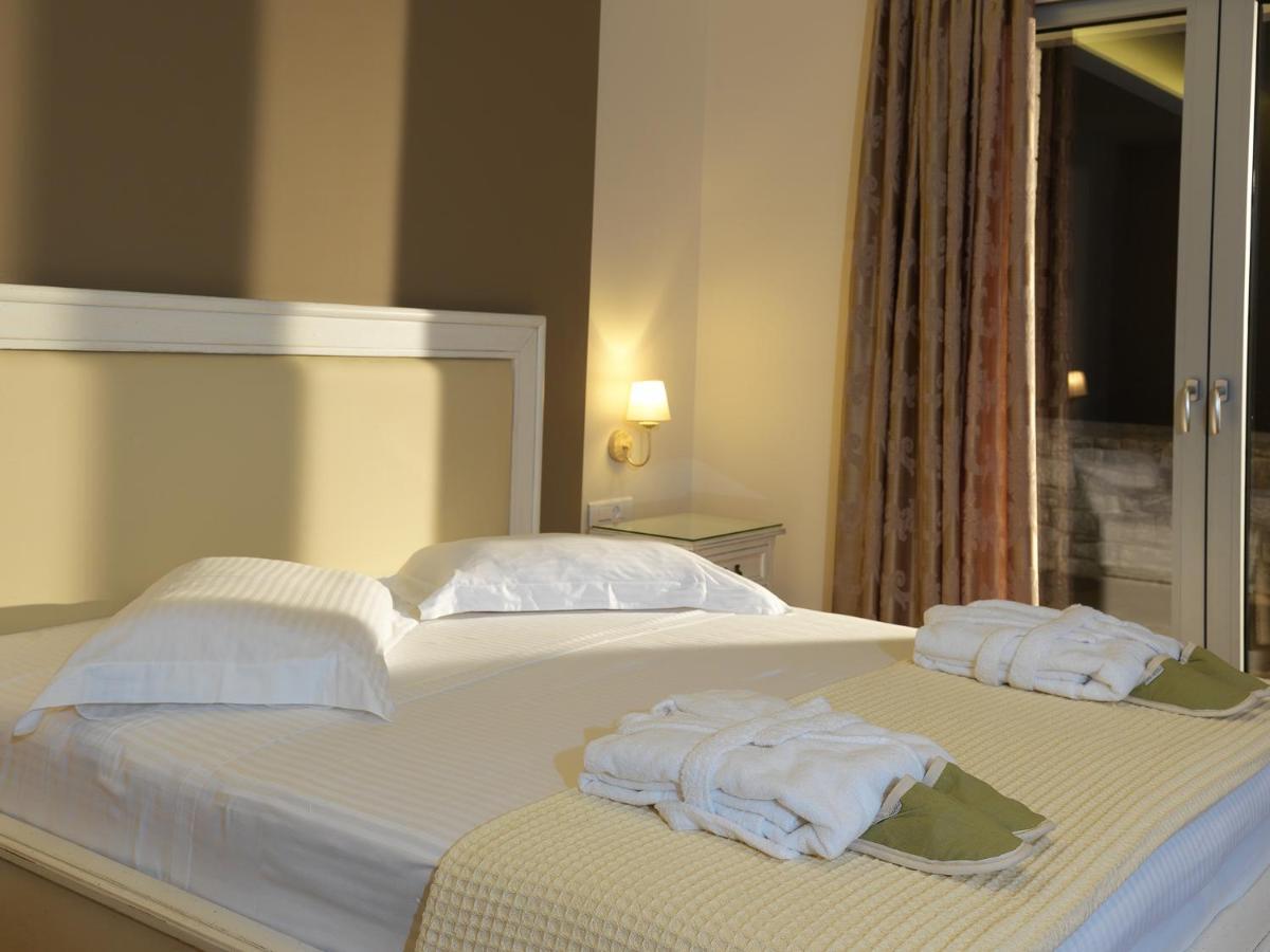 Hondos Classic Hotel & Spa Nestani ภายนอก รูปภาพ