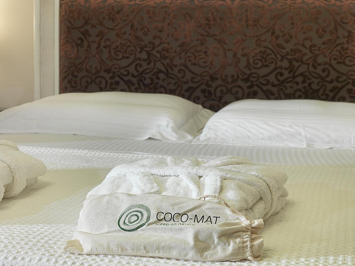 Hondos Classic Hotel & Spa Nestani ภายนอก รูปภาพ