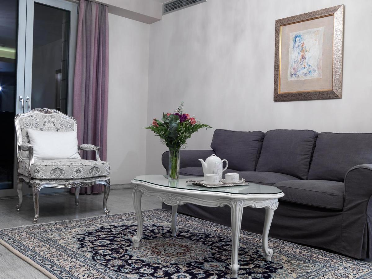Hondos Classic Hotel & Spa Nestani ภายนอก รูปภาพ